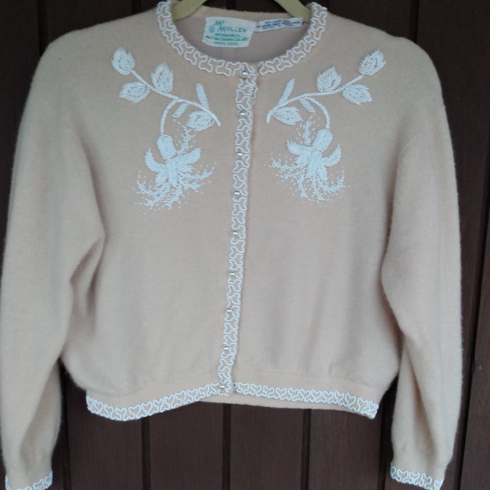 🎬Vintage🎬 Wool/Angora Beige Sweater